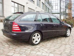 Mercedes C200